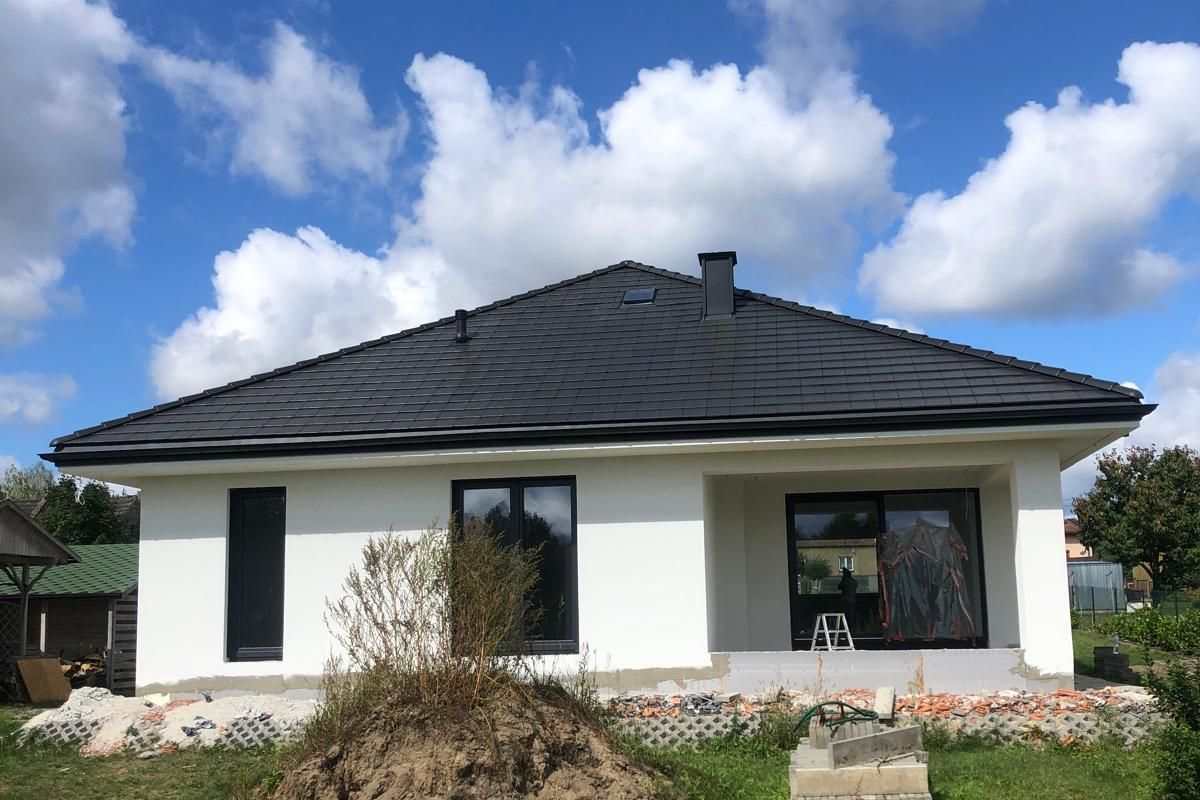 Korzonek k. Konopisk — dom showroomowy Lux-Bud Home